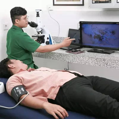 bsi doctor examine and explaining to the patient about their blood